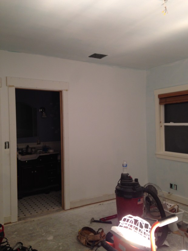 Walls and ceiling primed!